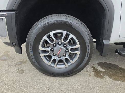 Used 2024 GMC Sierra 3500 SLE AWD/4WD image 35