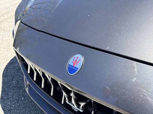 Used 2019 Maserati Ghibli S Q4 AWD/4WD image 13