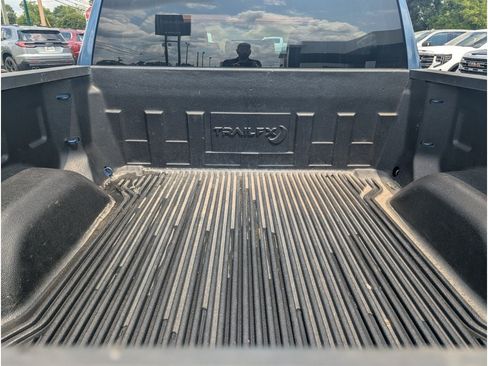 Used 2021 GMC Sierra 1500 SLT w/ SLT Premium Plus Package AWD/4WD image 12