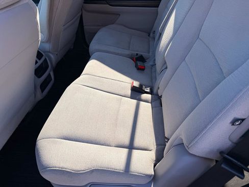 Used 2016 Honda Pilot LX image 12