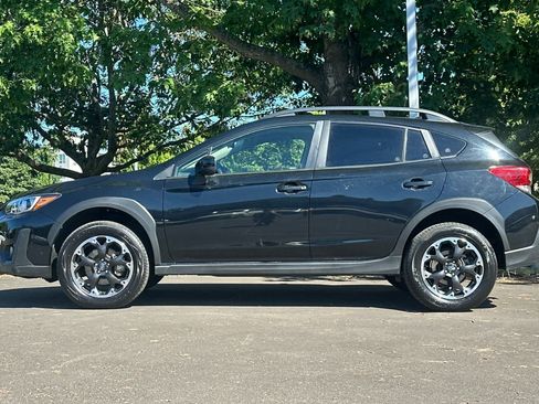 Used 2023 Subaru Crosstrek 2.0i Premium AWD/4WD image 5
