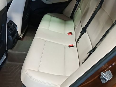 Used 2017 BMW X3 xDrive28i image 11