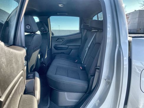 New 2026 GMC Canyon Elevation w/ LPO, Black Badging Package image 32