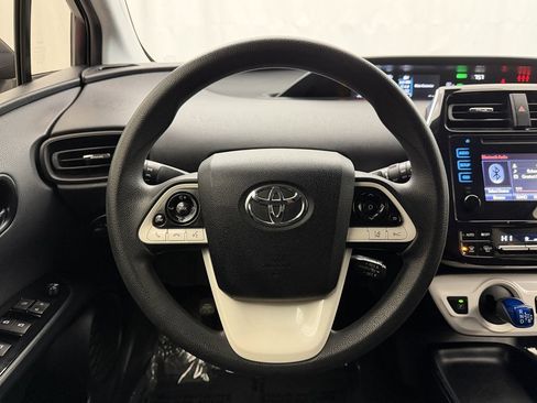 Used 2017 Toyota Prius Two Hybrid image 6