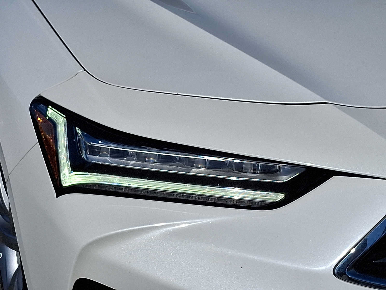 Used 2023 Acura TLX w/ Technology Package FWD image 9