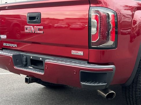 Used 2018 GMC Sierra 1500 SLT image 6