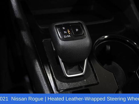 Used 2021 Nissan Rogue SV w/ Premium Package FWD image 24