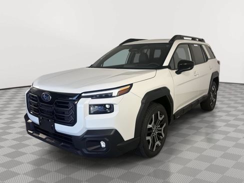 Certified 2026 Subaru Outback Touring XT AWD/4WD image 3