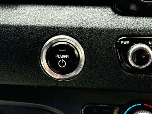 Used 2019 Kia Niro EX image 29