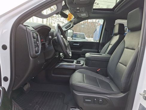 Used 2022 Chevrolet Silverado 3500 LTZ w/ LTZ Plus Package image 13