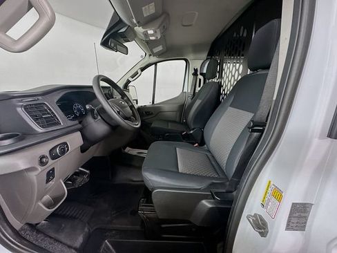 Certified 2025 Ford Transit 250 Low Roof w/ Exterior Upgrade Package RWD image 25