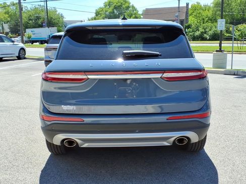 Certified 2025 Lincoln Corsair Reserve AWD/4WD image 4