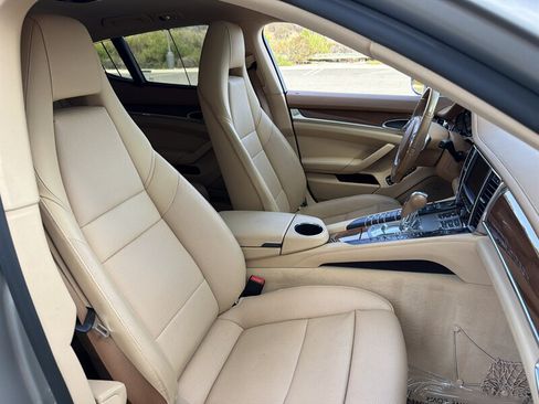 Used 2010 Porsche Panamera S RWD image 14