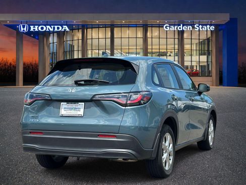 Certified 2023 Honda HR-V LX image 3