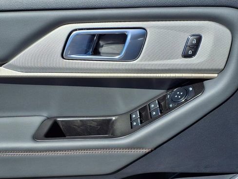 New 2026 Ford Explorer Active w/ Active Comfort Package RWD image 11