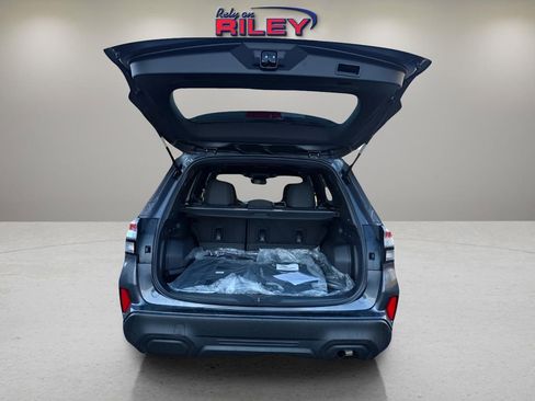 Used 2026 Subaru Forester Premium AWD/4WD image 15