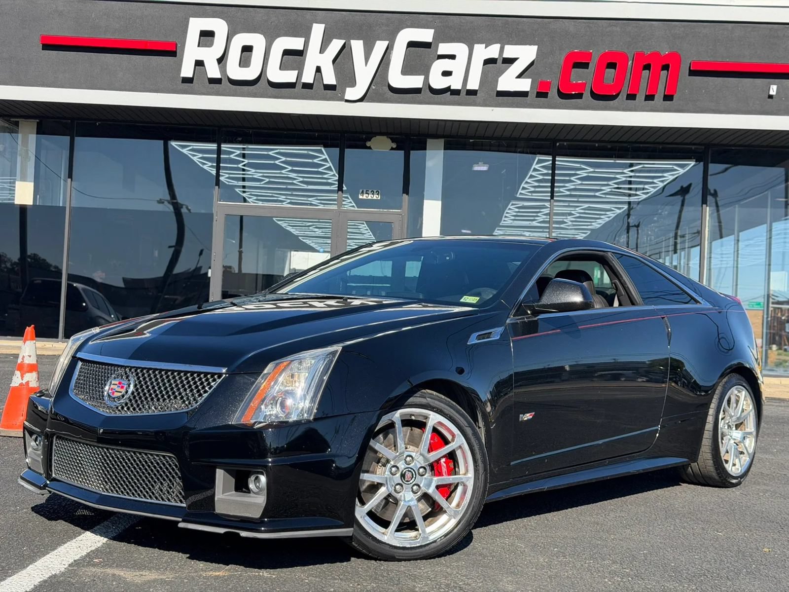 Used 2015 Cadillac CTS V RWD image 5
