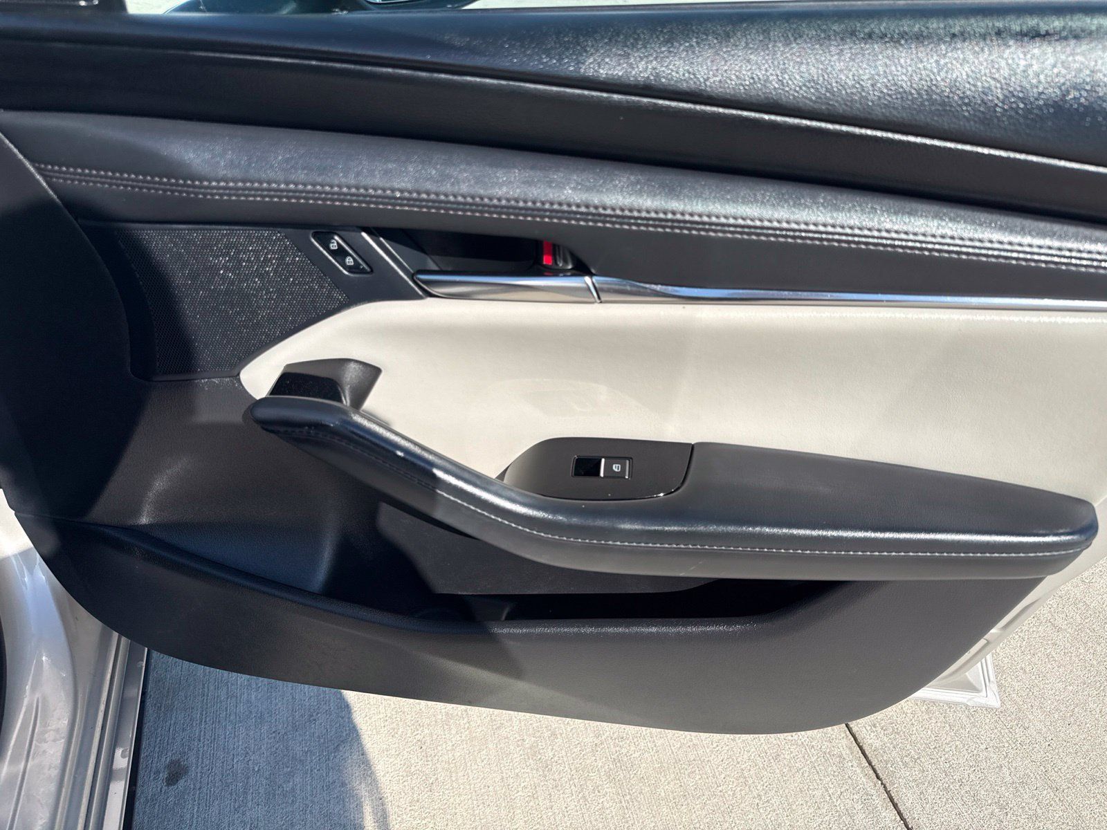 Used 2024 MAZDA MAZDA3 s FWD image 26
