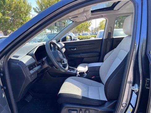 Used 2024 Honda CR-V EX image 6