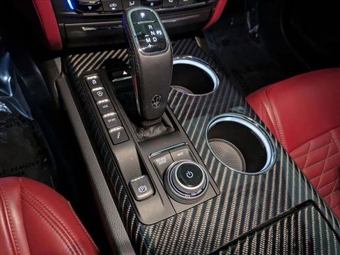 Used 2021 Maserati Quattroporte S GranSport image 13