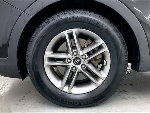 Used 2017 Hyundai Santa Fe Sport AWD/4WD image 10