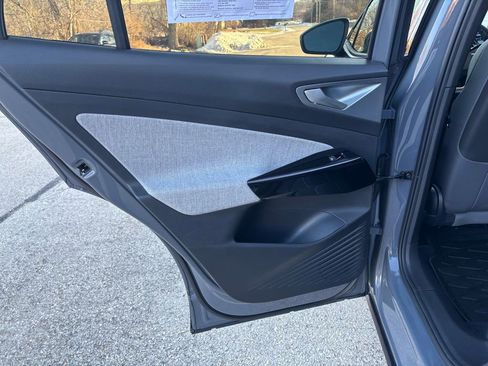 Certified 2023 Volkswagen ID.4 Pro image 16