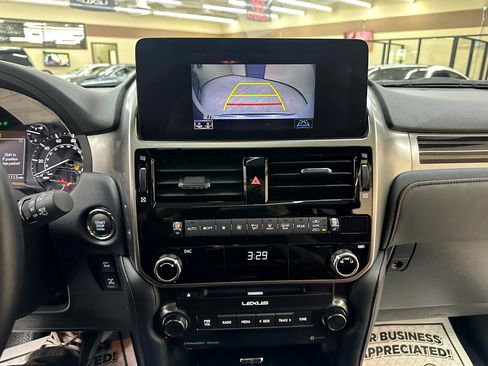 Used 2022 Lexus GX 460 Premium image 25