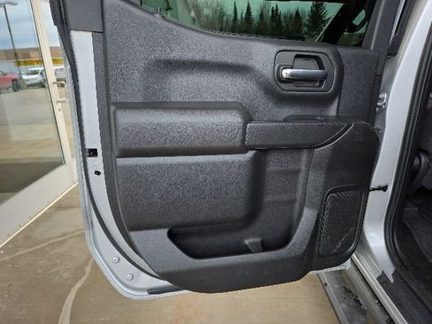 Used 2022 Chevrolet Silverado 1500 Custom Trail Boss w/ LPO, Dark Essentials Package AWD/4WD image 42