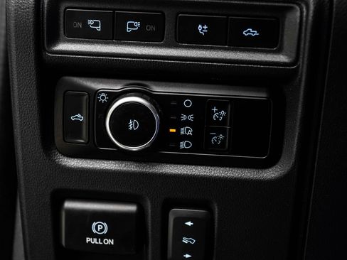 Used 2023 Ford F150 Lariat w/ Equipment Group 502A High AWD/4WD image 31