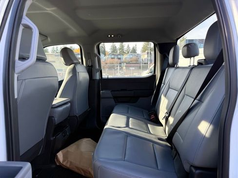 New 2025 Ford F550 4x4 Crew Cab Super Duty image 17