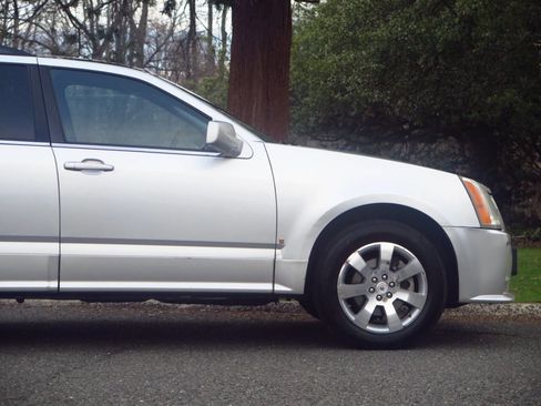 Used 2008 Cadillac SRX AWD w/ Utility Package image 27