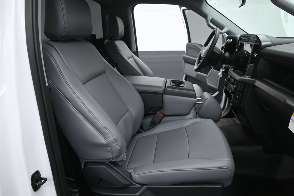 New 2026 Ford F150 XL AWD/4WD image 2