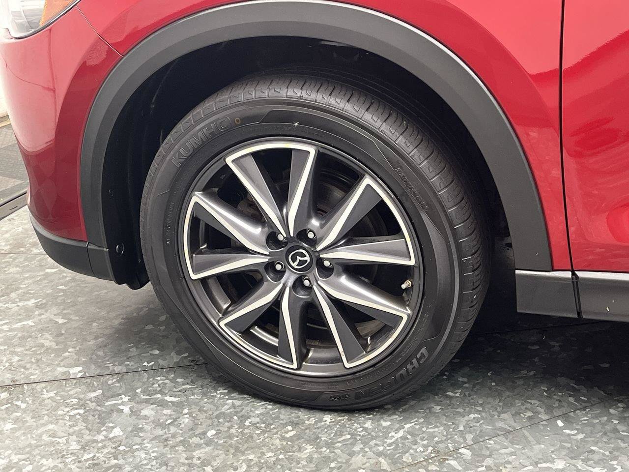 Used 2018 MAZDA CX-5 Touring w/ Preferred Equipment Package AWD/4WD image 33