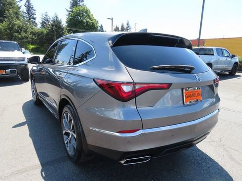 Used 2023 Acura MDX SH-AWD w/ Technology Package image 5
