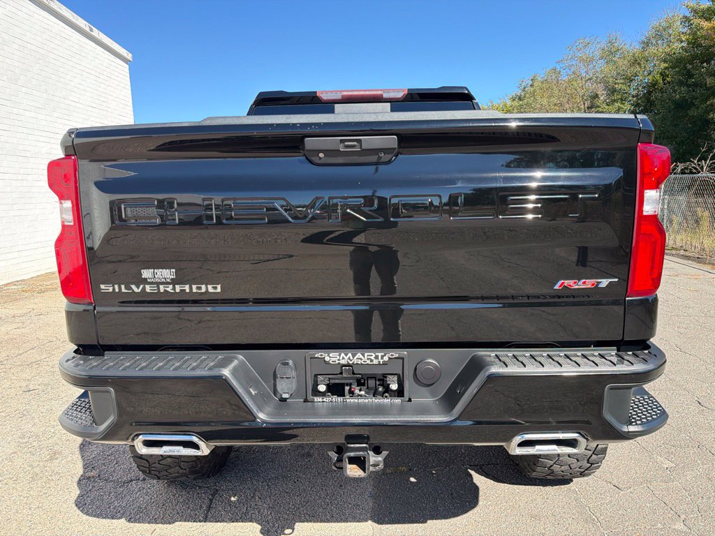 Used 2020 Chevrolet Silverado 1500 RST AWD/4WD image 3