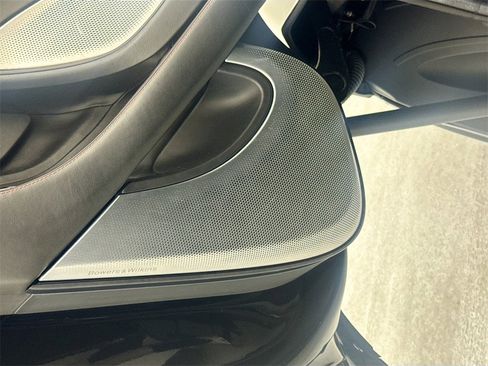 Used 2023 McLaren GT image 19