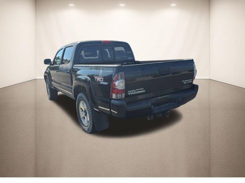 Used 2010 Toyota Tacoma PreRunner RWD image 7