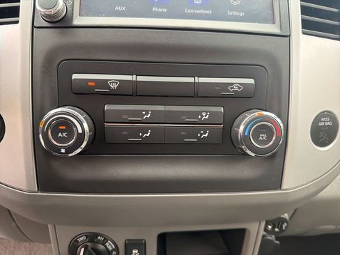 Used 2021 Nissan Frontier SV image 19