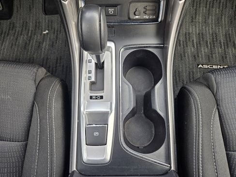 Used 2022 Subaru Ascent Premium w/ Convenience Package image 23