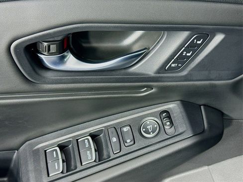 Certified 2025 Honda Accord EX-L image 25