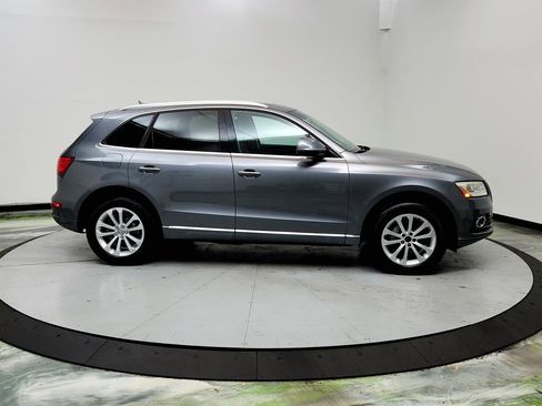 Used 2016 Audi Q5 2.0T Premium Plus w/ Technology Package image 4