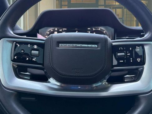 Used 2024 Land Rover Range Rover SE AWD/4WD image 14