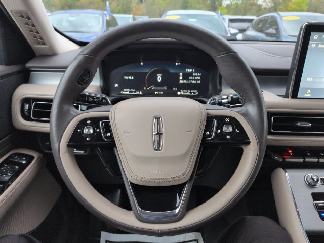 Used 2021 Lincoln Aviator AWD w/ Elements Package image 40
