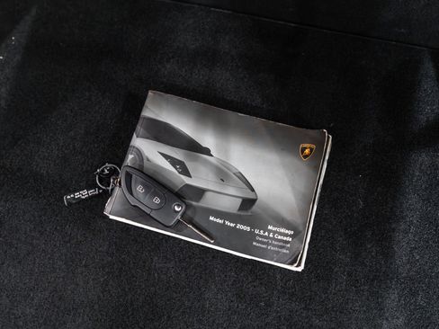 Used 2005 Lamborghini Murcielago Coupe image 64
