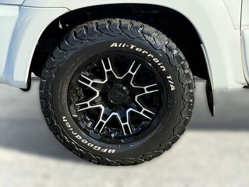 Used 2006 Toyota 4Runner Limited image 12