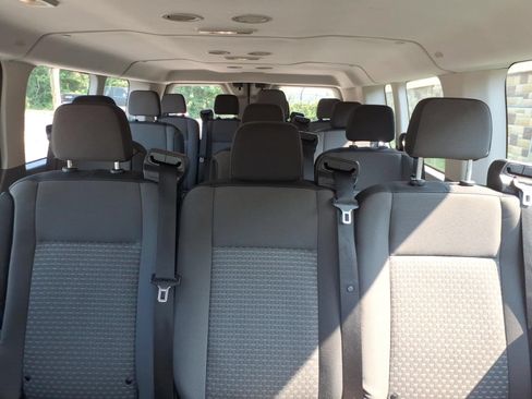 Used 2022 Ford Transit 350 XLT RWD image 30