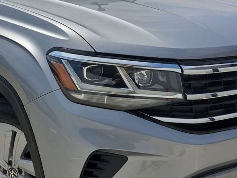 Used 2020 Volkswagen Atlas Cross Sport SE AWD/4WD image 34