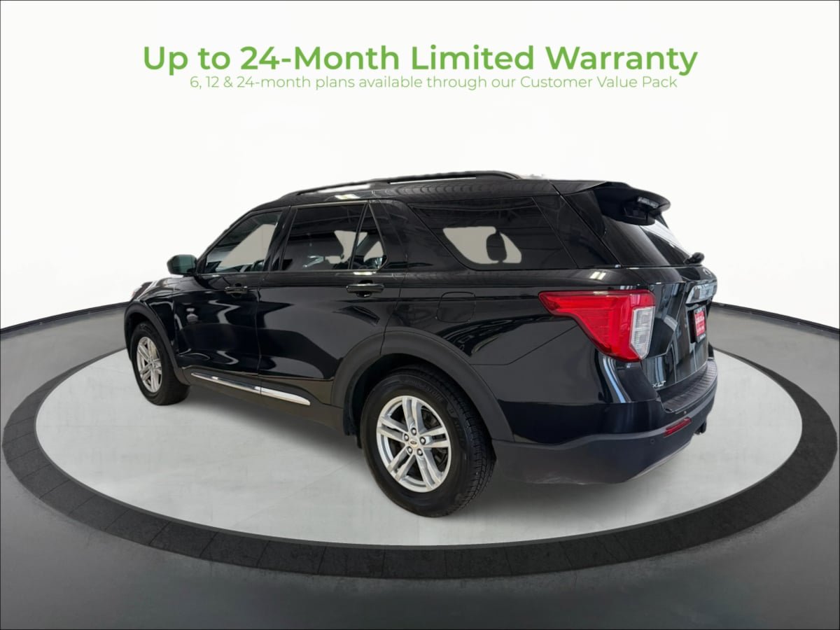 Used 2020 Ford Explorer XLT w/ Equipment Group 202A RWD image 5