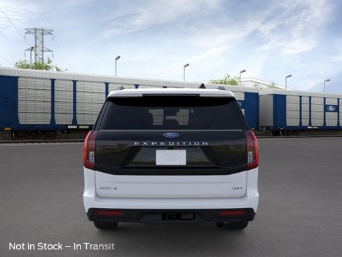 New 2026 Ford Expedition Max Active AWD/4WD image 6