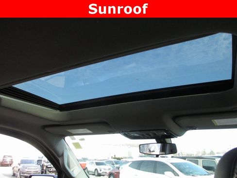 Certified 2021 Chevrolet Silverado 1500 LT Trail Boss w/ Convenience Package II image 15